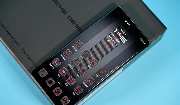 华为Mate40 RS保时捷设计曝光：超跑造型 奢华五摄
