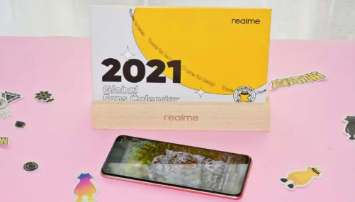 realmev15单手模式去哪开启？
