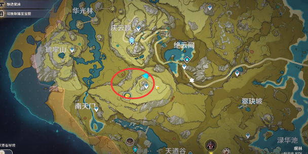 ⁄